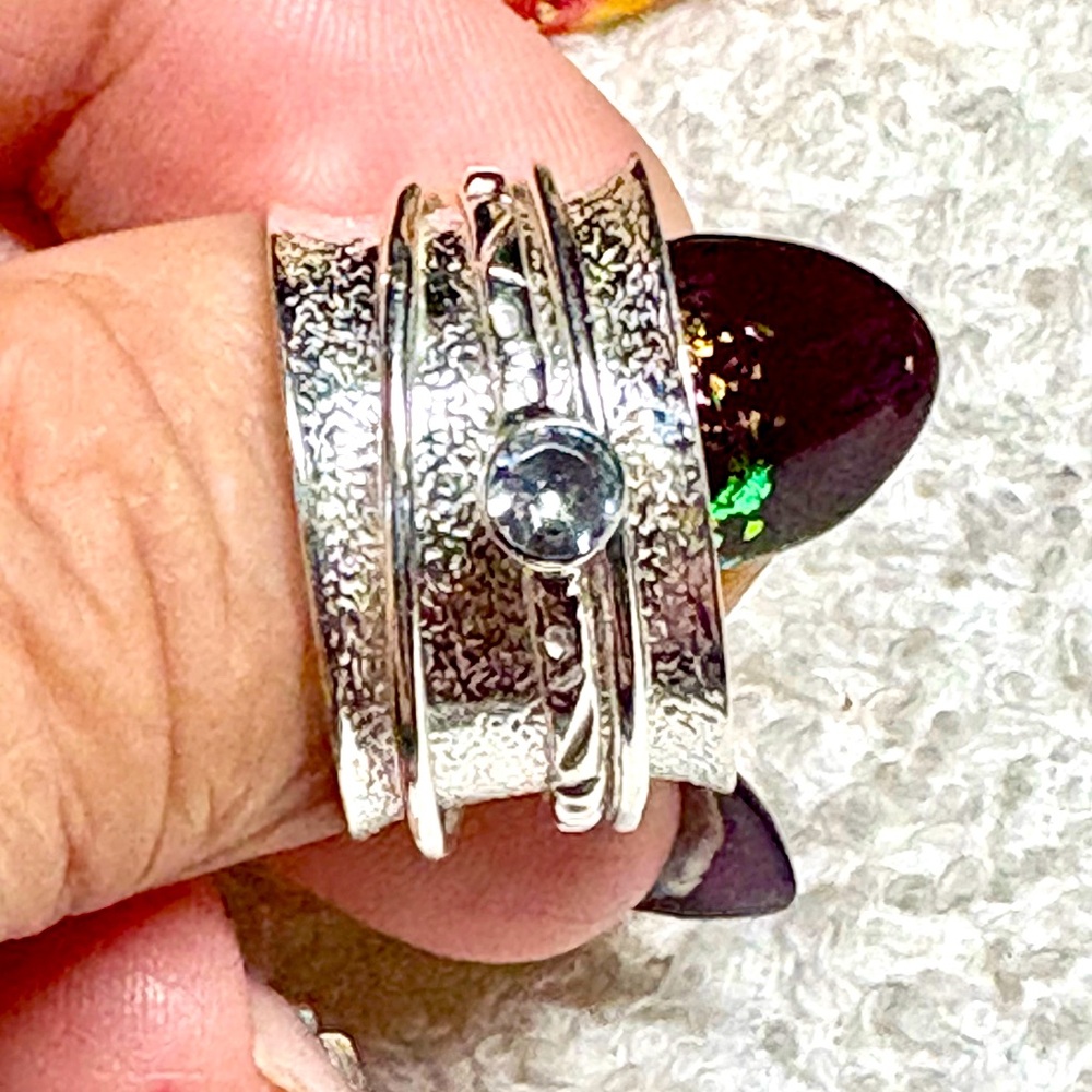 Bright Elegant Ethnic Sterling Silver fidget/meditation Ring with white topaz